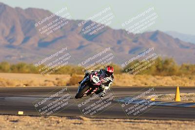 media/Nov-17-2024-CVMA (Sun) [[1fec520723]]/Race 18-Supersport Middleweight/